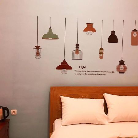 Roomz Budget Residence Semarang Exterior foto